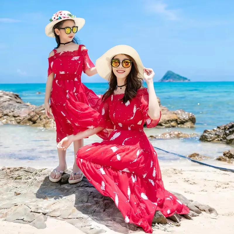 Holiday Vacation Look Family M - Summer Clothing Looks review and price